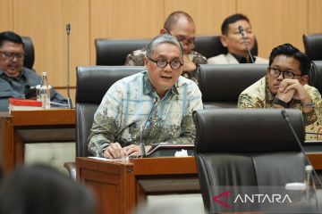 Legislator sebut tiket domesik mahal dorong turis wisata di kota besar
