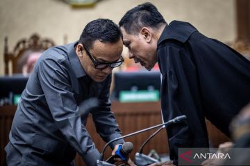 Hakim jatuhkan vonis 4,5 tahun untuk Immanuel Ebenezer