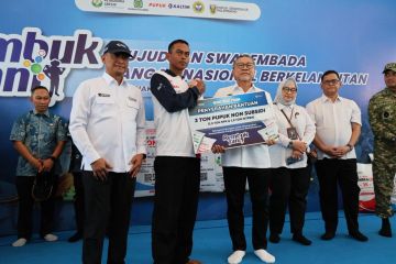 Menko Pangan pastikan pasokan pupuk nasional aman