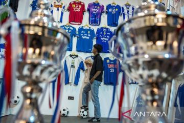 Pameran koleksi jersei Persib Bandung