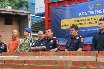 Bea Cukai dan Polri buru aktor penyelundup 8 juta batang rokok ilegal