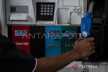 Ekonom: Fiskal dan moneter harus selaras hadapi tekanan harga BBM
