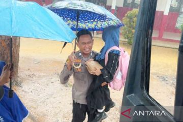 Membantu anak-anak pelosok Satui menjemput mimpi