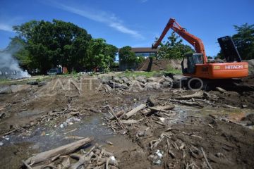 Pengerukan muara sungai Batang Kuranji