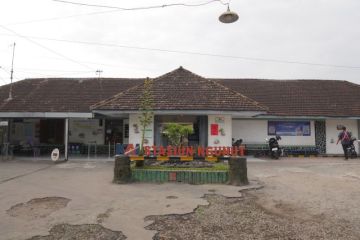 Stasiun Ngunut Jaga Mobilitas Warga Blitar&ndash;Tulungagung Tetap Terhubung