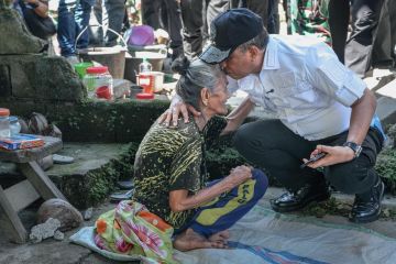 Gubernur kunjungi lokasi terdampak gempa bumi di Sigi