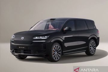 Denza N9 tertangkap kamera dengan konfigurasi setir kanan