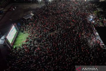 Nonton bareng Belanda melawan Swedia di Ambon