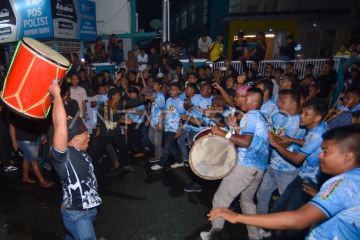 Tradisi Basalisiah Tabuik di Pariaman