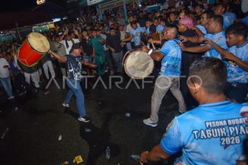 Tradisi Basalisiah Tabuik di Pariaman