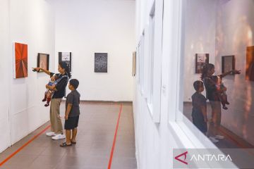 Pameran Narrating Humanity