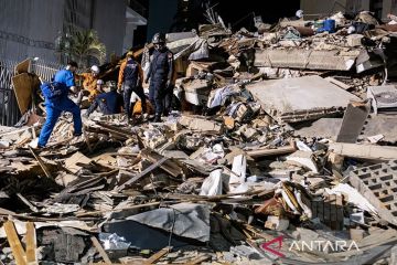Korban tewas akibat gempa kembar di Venezuela naik menjadi 920 orang