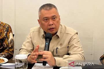 Menhub permudah investasi swasta pada angkutan logistik kapal RoRo