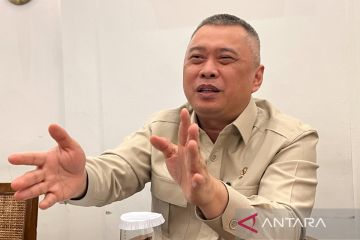 Menhub: Angkutan logistik pakai RoRo menekan beban muatan di jalan