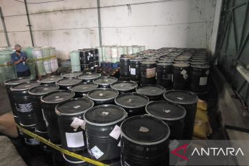 Bareskrim sita 18,1 ton sianida ilegal dan tetapkan dua tersangka