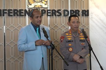 Wamenkum sebut presiden punya hak perpanjang batas pensiun Kapolri