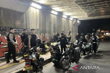 Polda Metro Jaya amankan konvoi pemuda tanpa surat kendaraan di Jaktim