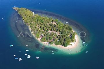 Destinasi wisata pulau di Pesisir Selatan