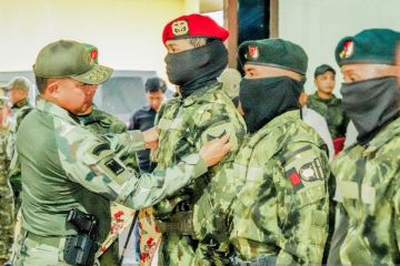 TNI naikkan pangkat luar biasa kepada 23 personel berdedikasi di Papua