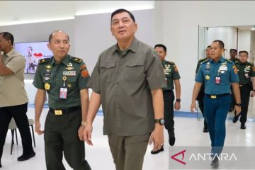 Menhan pastikan fasilitas farmasi RSPPN siap untuk layani rakyat