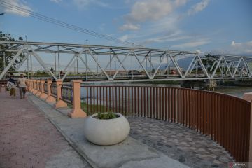 Imbauan kendaraan berat dilarang melintasi Jembatan Palu III masih diberlakukan