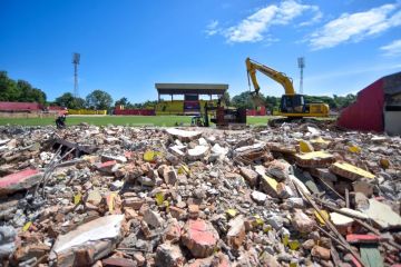Pembongkaran stadion Agus Salim Padang