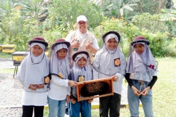 PLN EPI gelar edukasi lingkungan bagi 100 anak yatim&nbsp;dhuafa