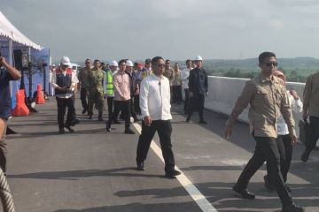 Wapres Gibran tinjau pembangunan Jembatan Musi V Palembang