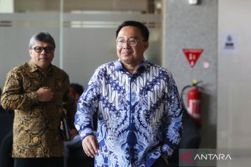 KPK gali pengetahuan anggota BPK Bobby Rizaldi soal Augusz Dewanggara