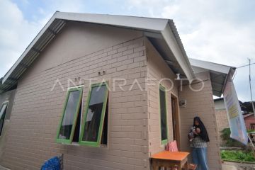 Target pembangunan huntap mandiri di Sumatera Barat