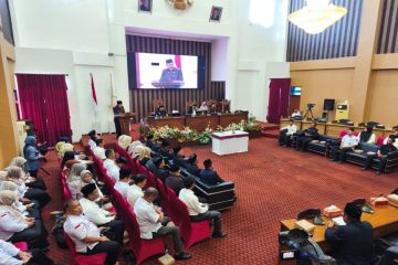 DPRD Tanah Bumbu desak pemda segera perbaiki jalan di Sungai Loban