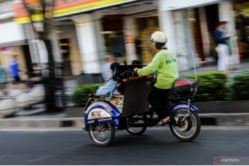 Becak listrik gratis Malioboro