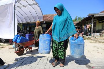 Distribusi air bersih di Kabupaten Bangkalan