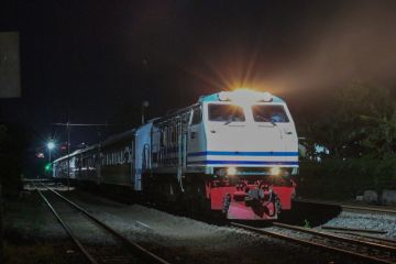 Operasi kereta Daop 2 kemabli normal pascagempa walau telat 9-60 menit