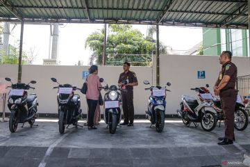 Lelang barang rampasan Kejaksaan Negeri Yogyakarta