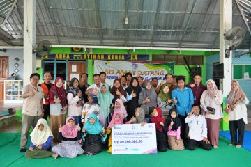 KAI Daop 7 Madiun salurkan dana program TJSL sebesar Rp123,126 juta