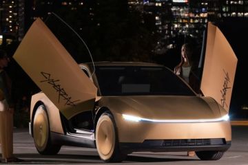 Tesla resmi buka layanan robotaxi Cybercab di AS