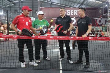 CIMB Niaga dan JOSS dukung perkembangan ekosistem padel di Surabaya