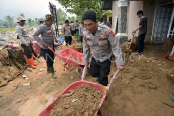 Pemulihan permukiman pascabencanan di Padang