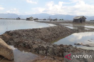 BMKG memperingatkan potensi banjir rob di pesisir NTB