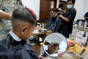 Tes rambut ungkap kedekatan ibu dan anak
