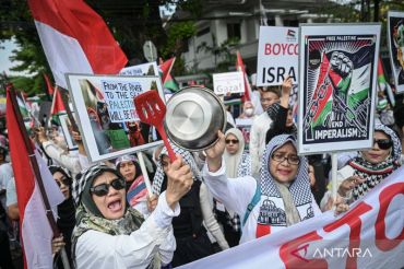 Suara panci guncang Kedubes Mesir, tuntut Rafah dibuka untuk Gaza