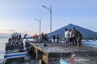 Waktu tempuh perjalanan 20 menit, begini transportasi andalan warga Pulau Hiri ke Ternate