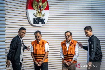 KPK tahan dua tersangka terkait kasus korupsi JTTS