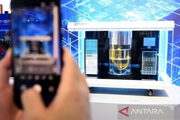 Komputer kuantum China kini diperkuat AI