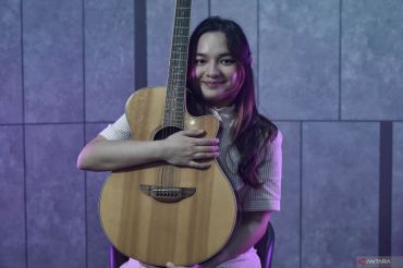 Musisi Alex Teh promosikan lagu terbarunya berjudul blink