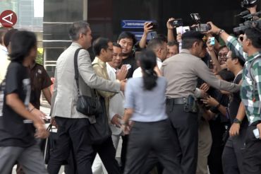 Nadiem dan Yaqut penuhi panggilan KPK dengan kasus berbeda