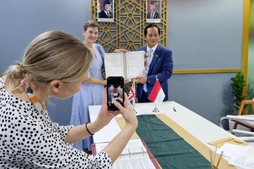 Indonesia - Inggris kerja sama turunkan polusi sampah plastik di COP30