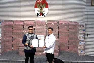 KPK serahkan uang rampasan investasi fiktif Rp838 miliar ke Taspen