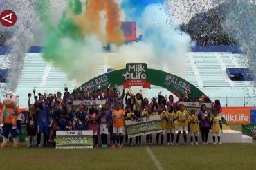 Pemkot Malang fasilitasi juara sepak bola putri MLSC sekolah gratis